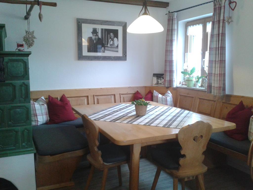 Gaestehaus Attenhauser อุนเทอร์อัมเมอร์เกา ภายนอก รูปภาพ