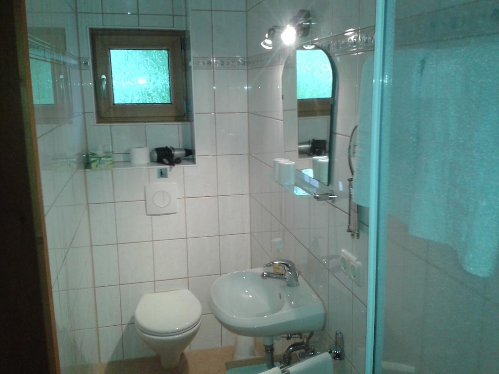 Gaestehaus Attenhauser อุนเทอร์อัมเมอร์เกา ห้อง รูปภาพ