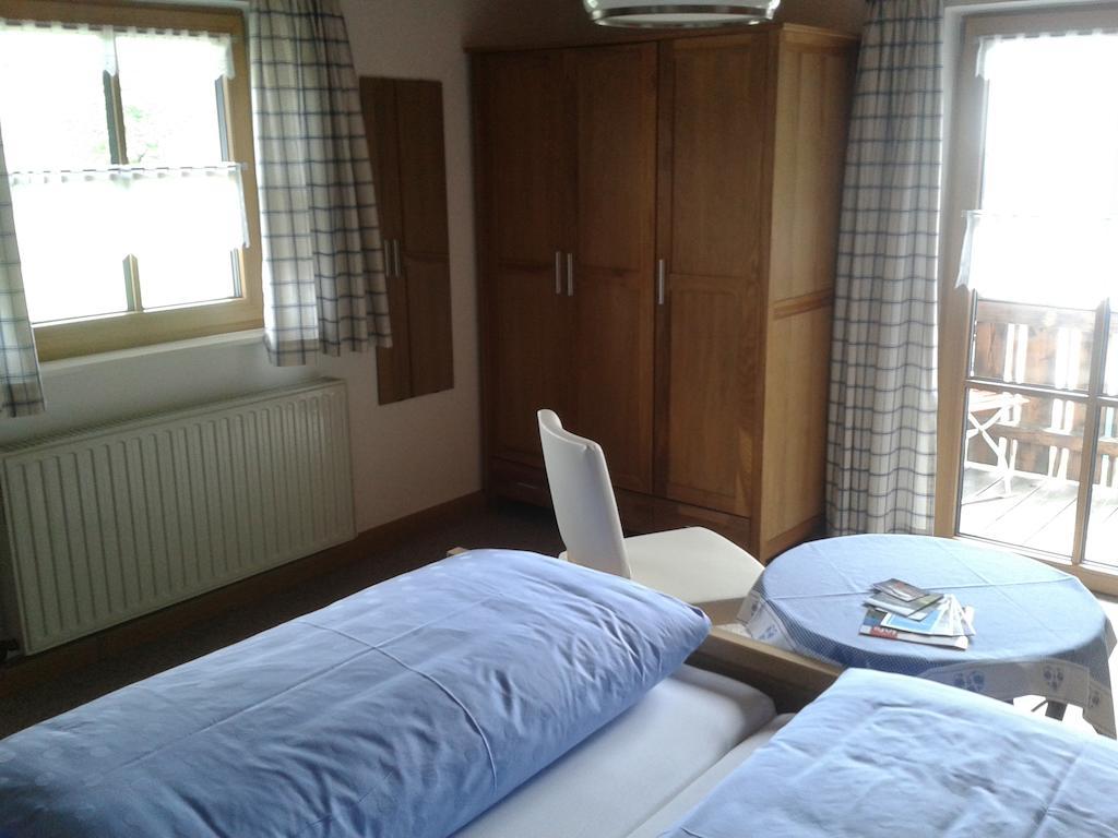 Gaestehaus Attenhauser อุนเทอร์อัมเมอร์เกา ห้อง รูปภาพ